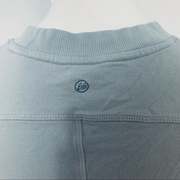 Eddie Bauer lightweight active tunic top - Picture 3 of 10